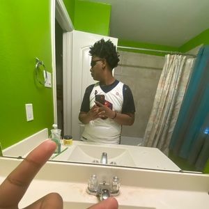 Meet your Posher, Jeremiah